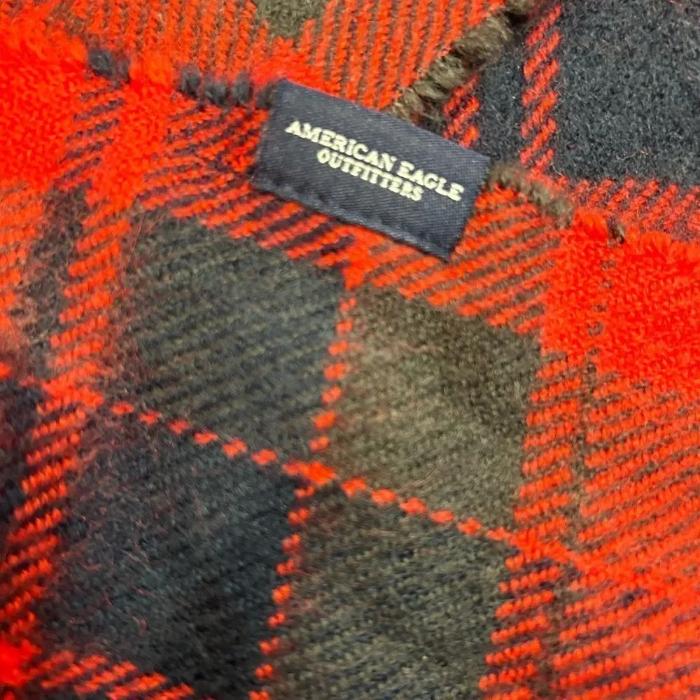 American Eagle Outfitters scarf